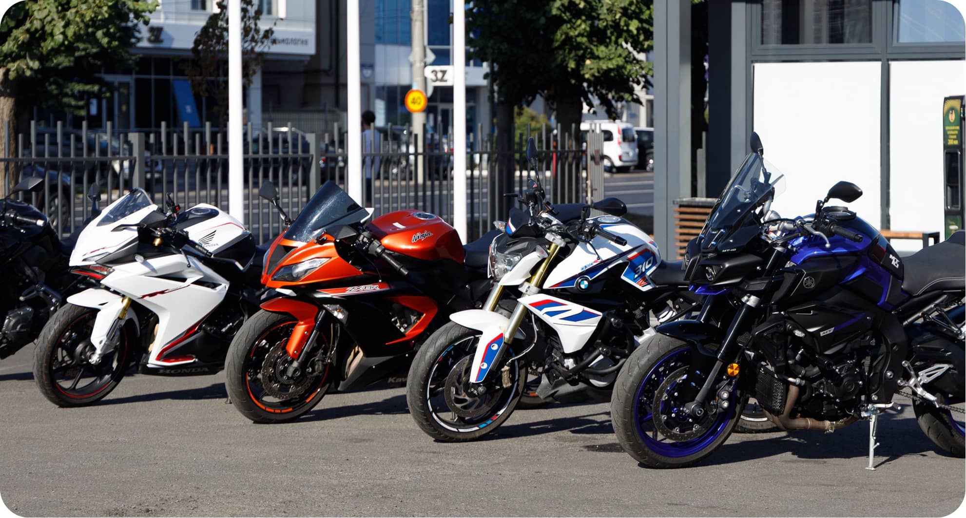 Фото
